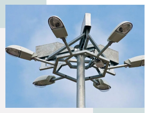 Монтаж осветительных мачт в Вятских Поляне