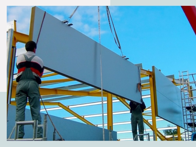 Монтаж сэндвич-панелей в Вятских Поляне от 609 руб.